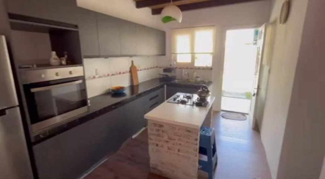 Casa al frente, foto 4 de 8