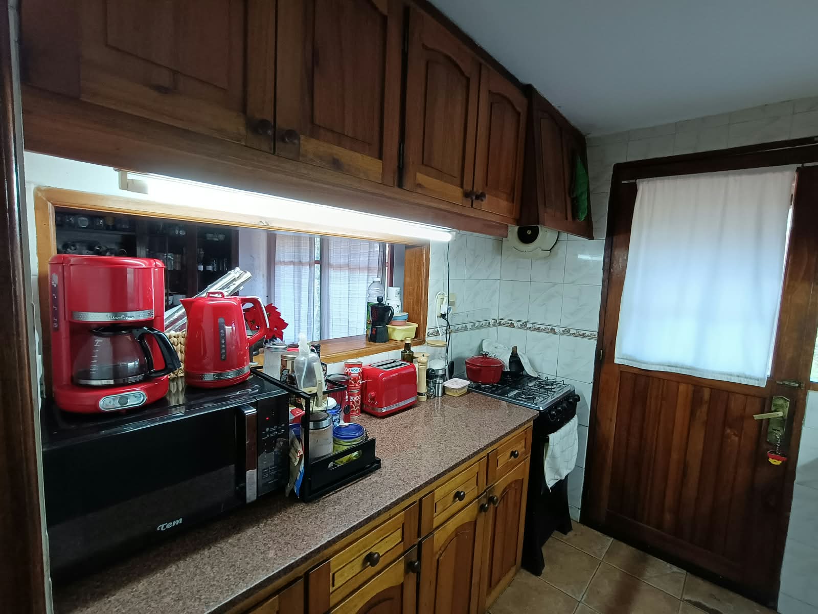 Chalet dos pisos + apto Pinares, 25 de la Mansa. Parrillero y Jardin., foto 6 de 8