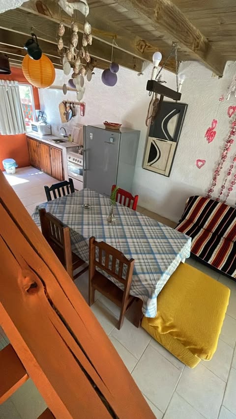 Alquimia VI – Casa de dos plantas con parrillero y balcón para 5 personas en Punta del Diablo · Pet friendly, foto 3 de 7