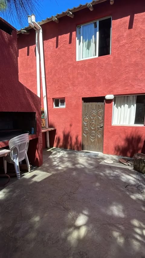 Alquimia V – Casa de dos plantas con parrillero y balcón para 5 personas en Punta del Diablo · Pet friendly, foto 3 de 8