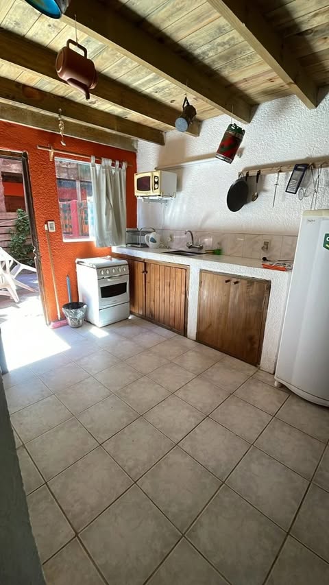 Alquimia IV – Casa de dos plantas con balcón para 6 personas en Punta del Diablo · Pet friendly, foto 5 de 7