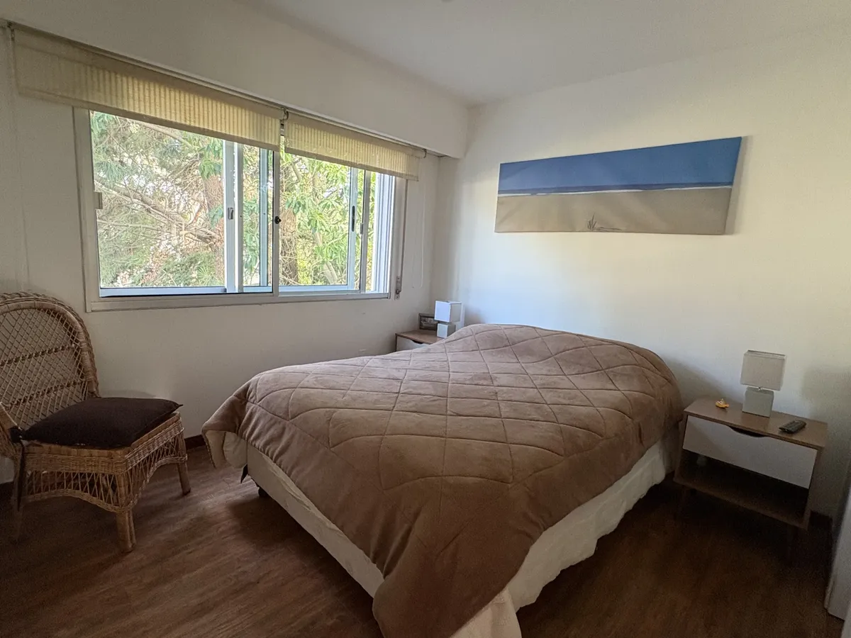 Apartamento de 3 dormitorios con piscina y parrillero cerca de la Parada 16 – Punta del Este, foto 8 de 8